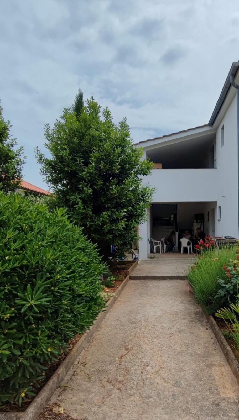 Apartmani 1 Pinezici Extérieur photo
