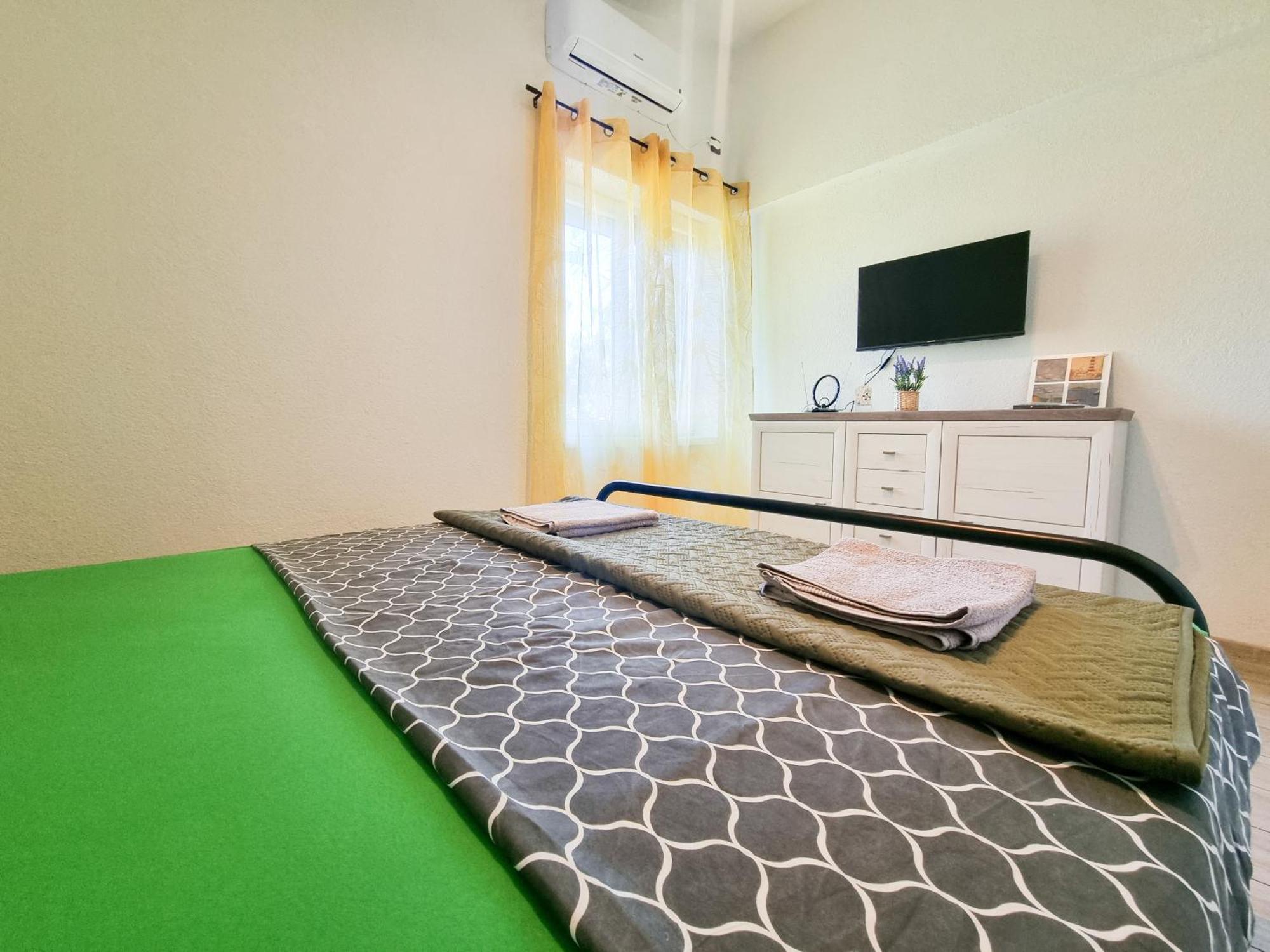 Apartmani 1 Pinezici Extérieur photo